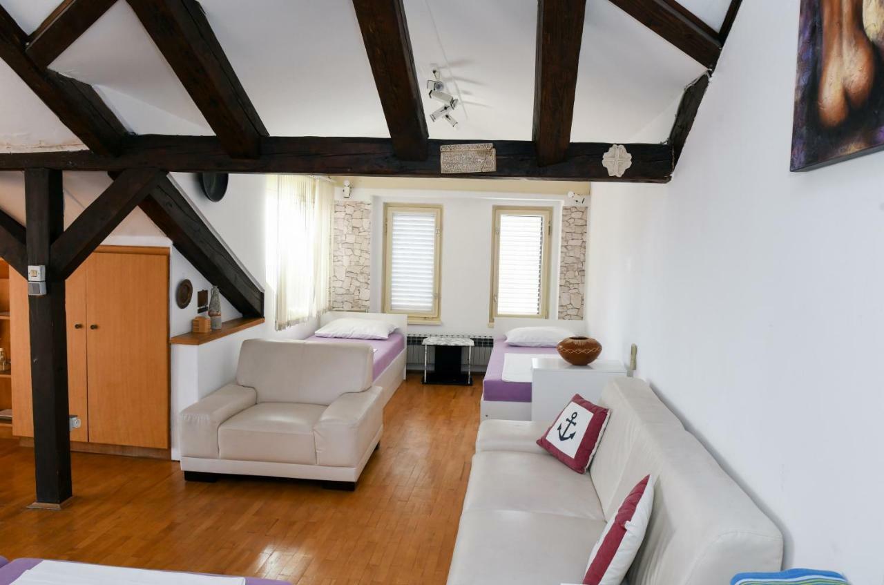 Apartments Bazilika Novalja Exterior photo