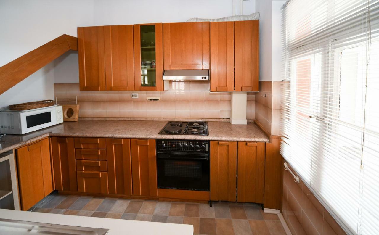 Apartments Bazilika Novalja Exterior photo