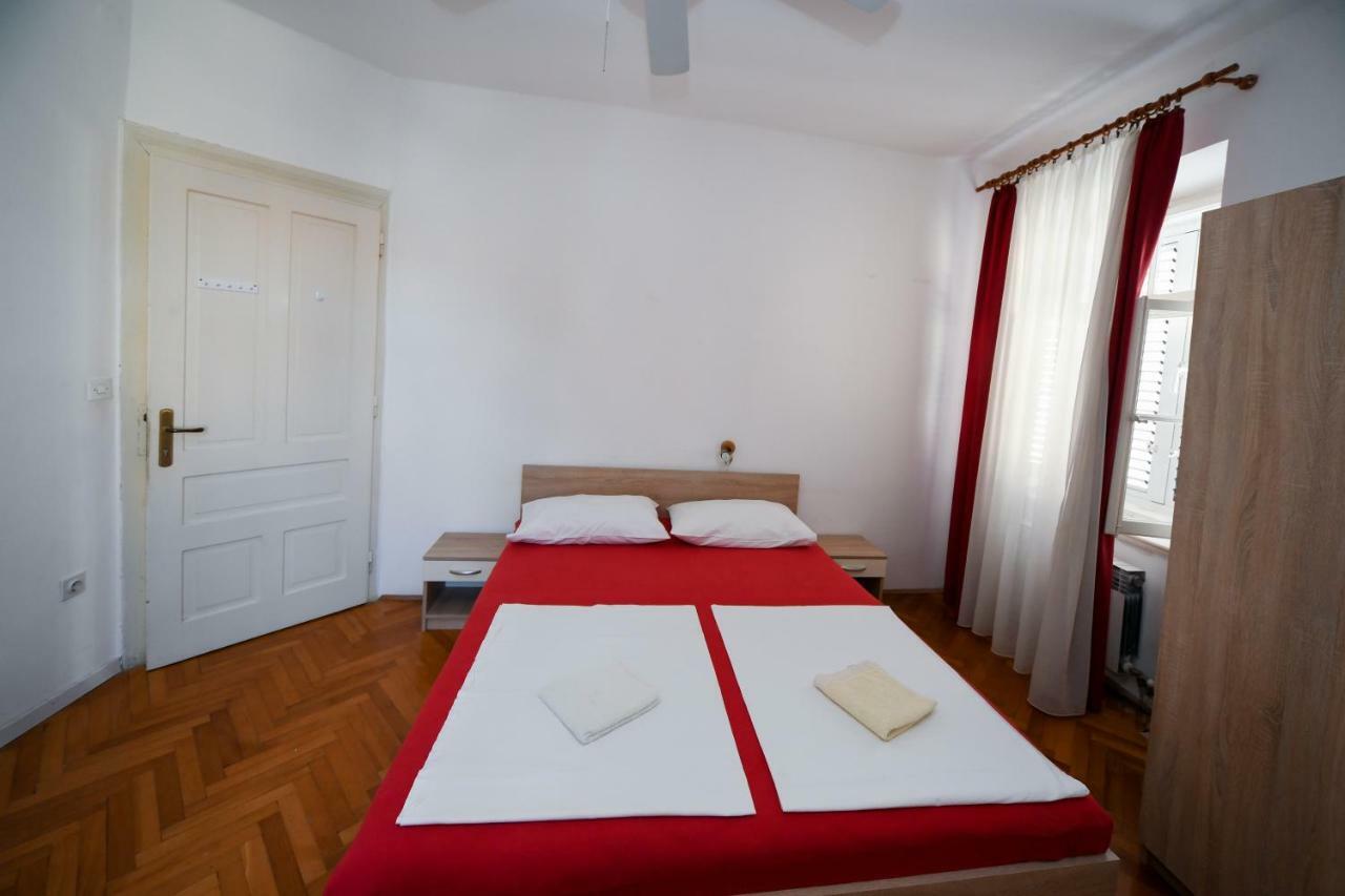 Apartments Bazilika Novalja Exterior photo
