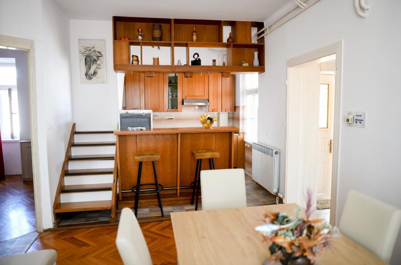 Apartments Bazilika Novalja Exterior photo